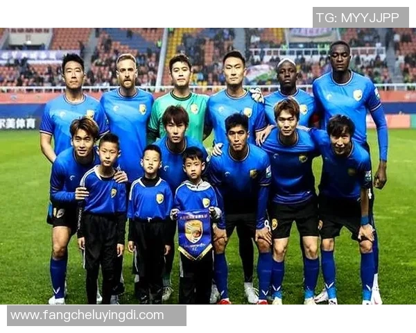 中甲联赛新赛季前瞻球队阵容变化与争冠形势分析